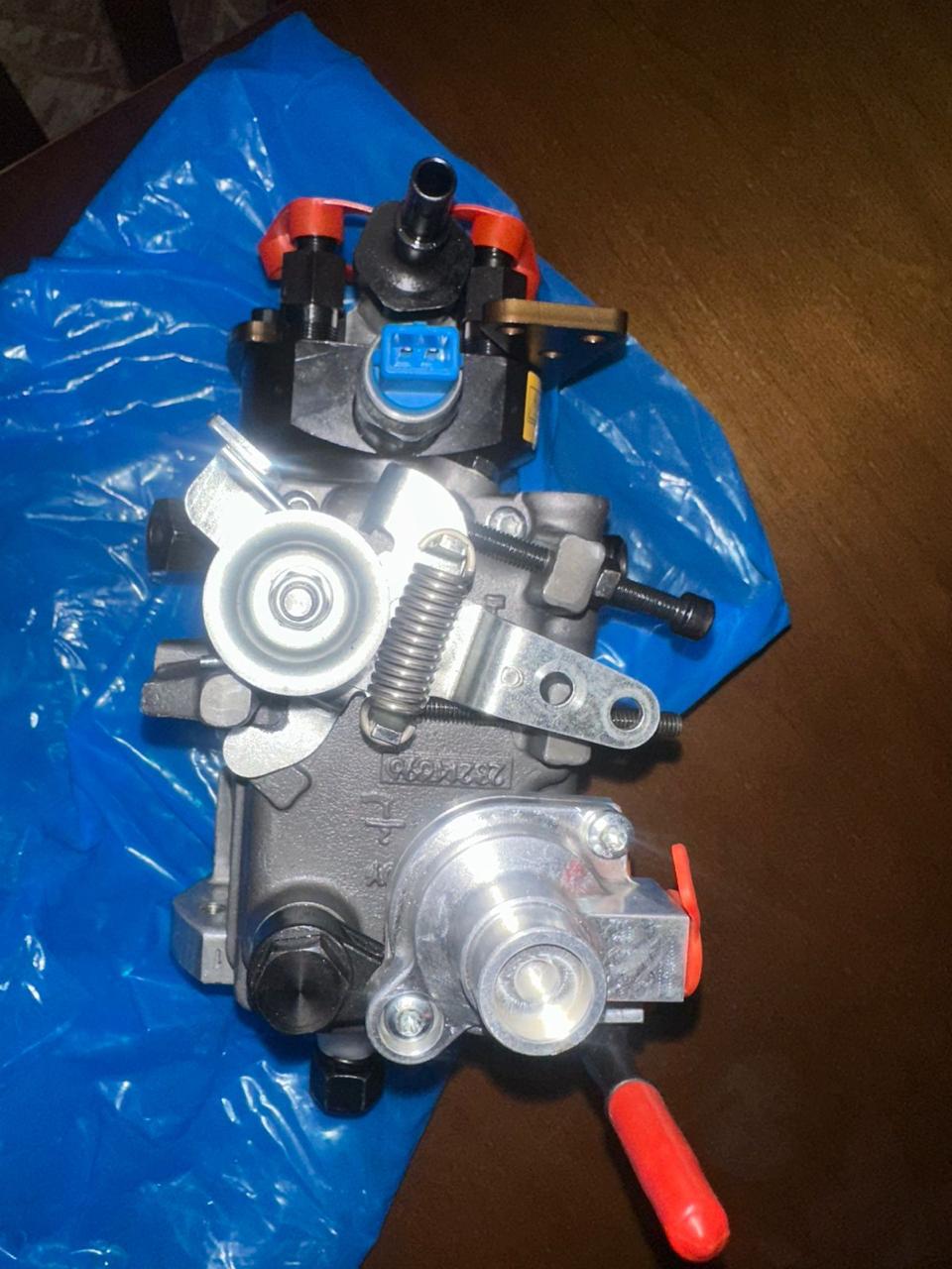 BOMBA INJETORA COMBUSTIVEL 4832328 - Imagem 3